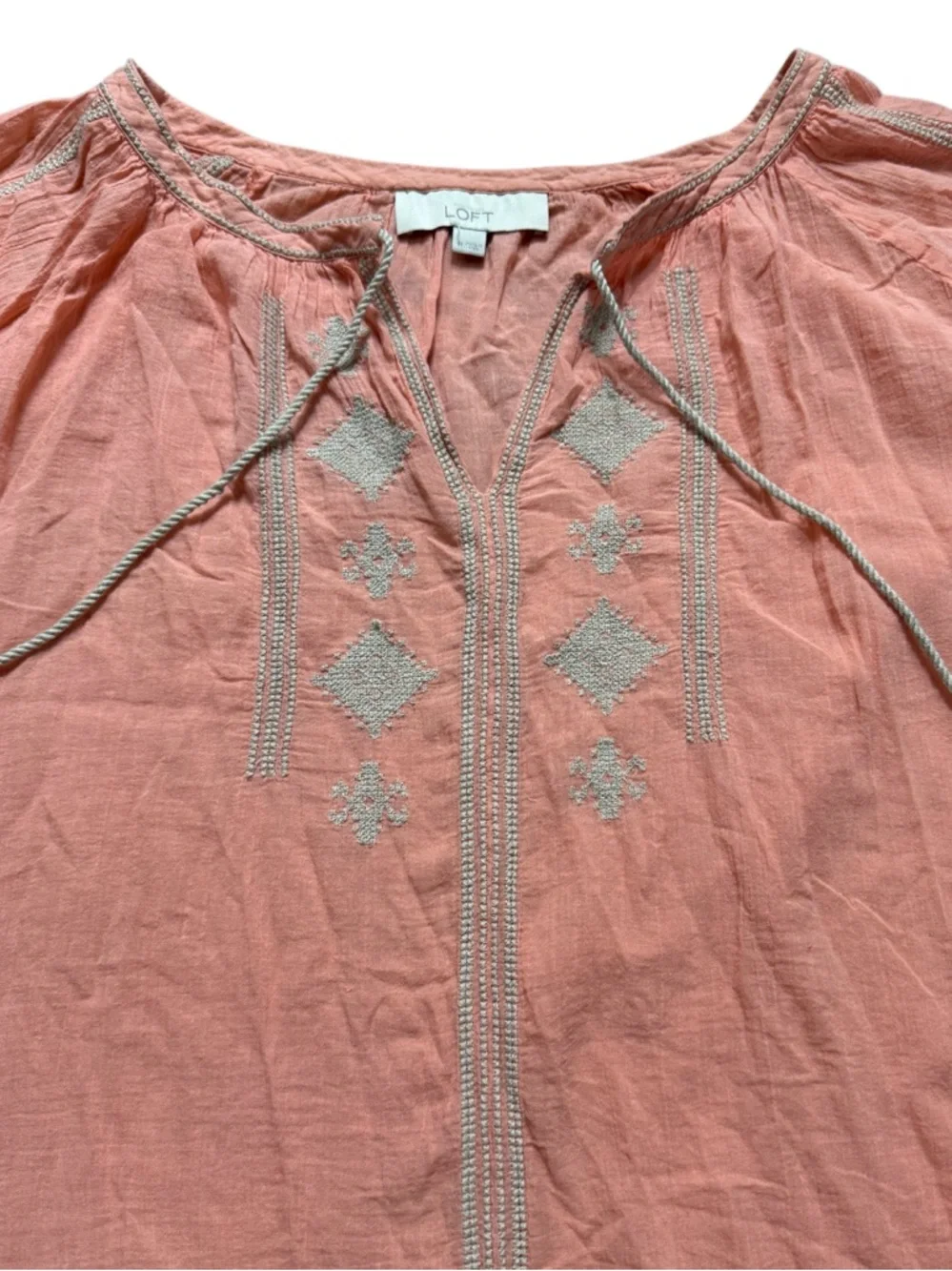 LOFT Coral Pink 100% Cotton Embroidered Boho Chic Indie Tassel Top Size Medium - Picture 6 of 8